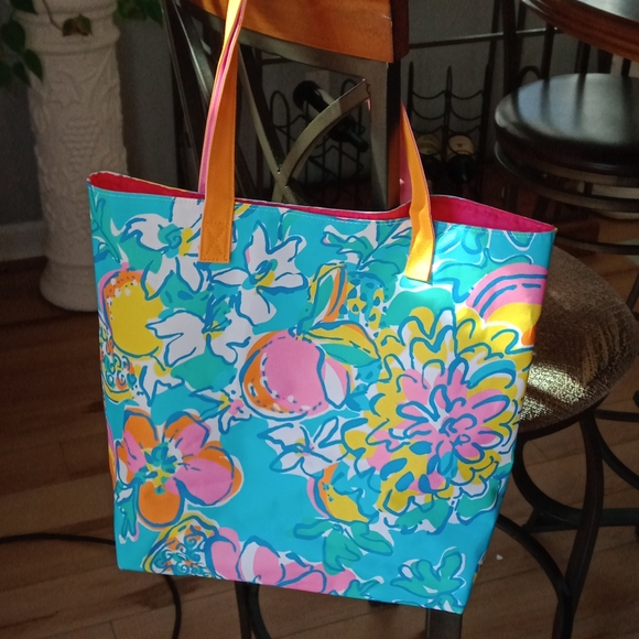 Lilly Pulitzer tote bag - Picture 2 of 10